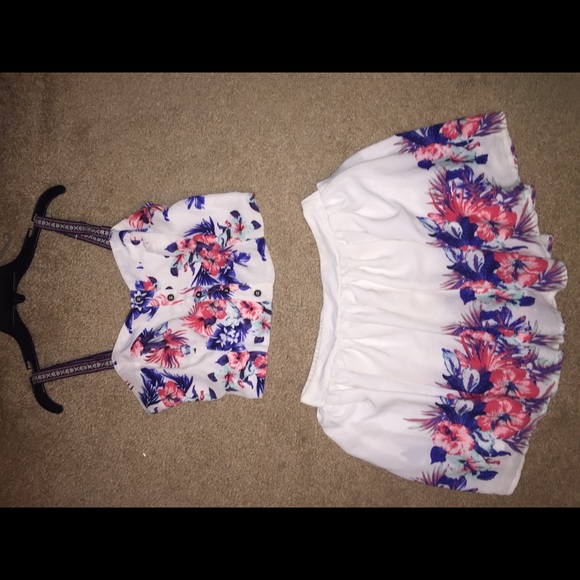 Other - NWOT Summer floral  two piece romper dress